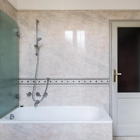 Rosaspina Apartment